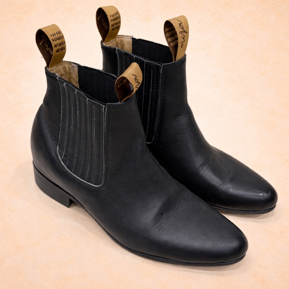 MIJA BLACK LEATHER CHELSEA BOOTS